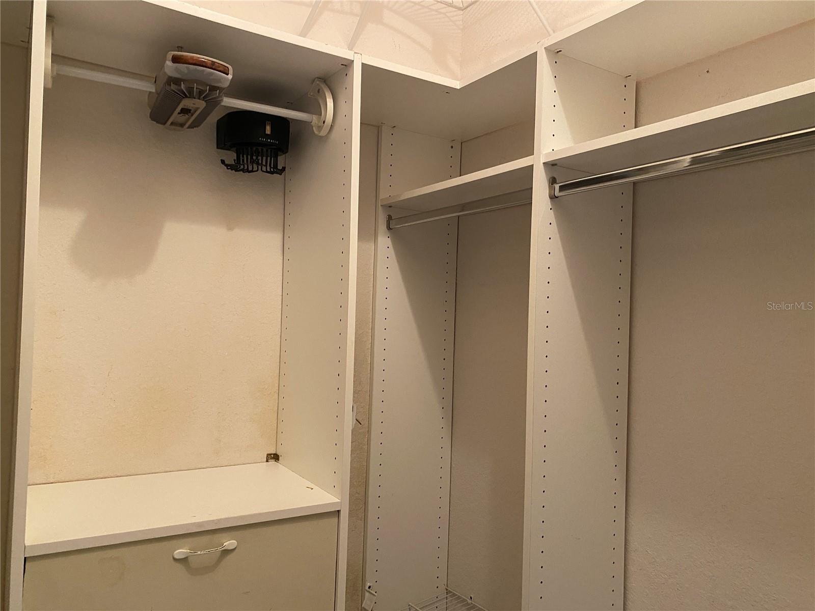 2686 CRYSTAL CIR, DUNEDIN, FL, 34698