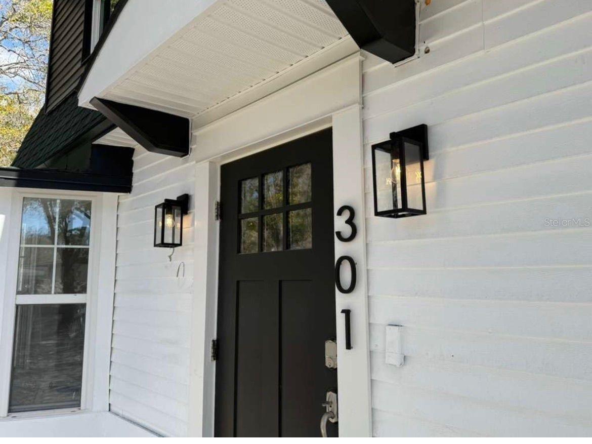 301 81ST AVE NE, ST PETERSBURG, FL, 33702