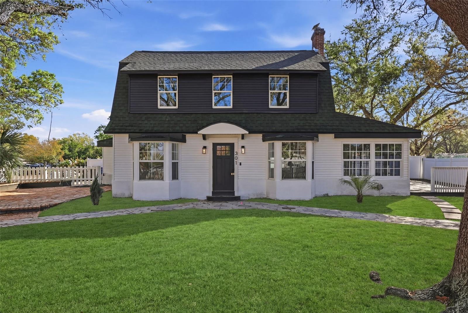 301 81ST AVE NE, ST PETERSBURG, FL, 33702