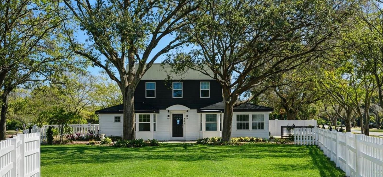 301 81ST AVE NE, ST PETERSBURG, FL, 33702