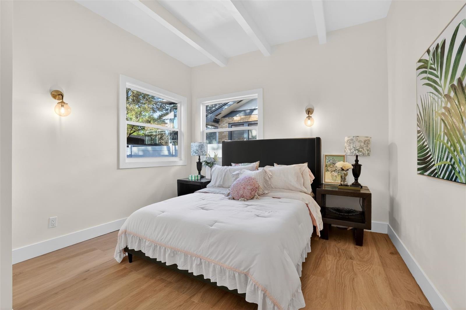 1213 E CLIFTON ST, TAMPA, FL, 33604