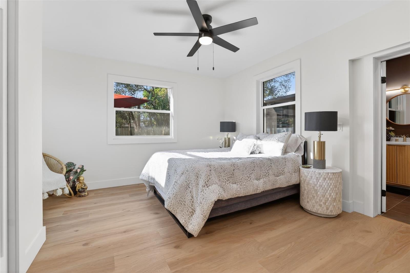 1213 E CLIFTON ST, TAMPA, FL, 33604