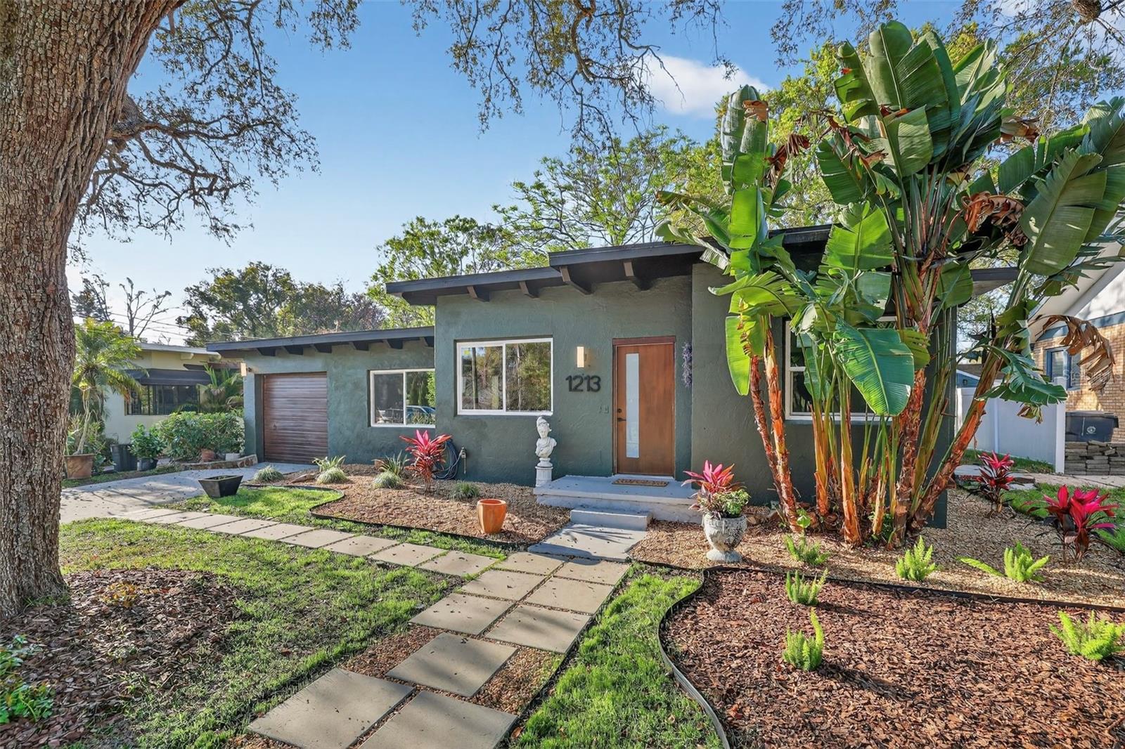 1213 E CLIFTON ST, TAMPA, FL, 33604