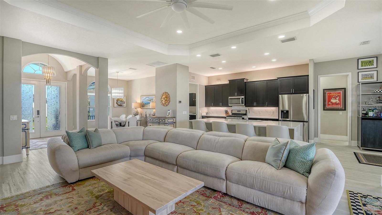 6220 SIGNATURE POINTE LN, BRADENTON, FL, 34210