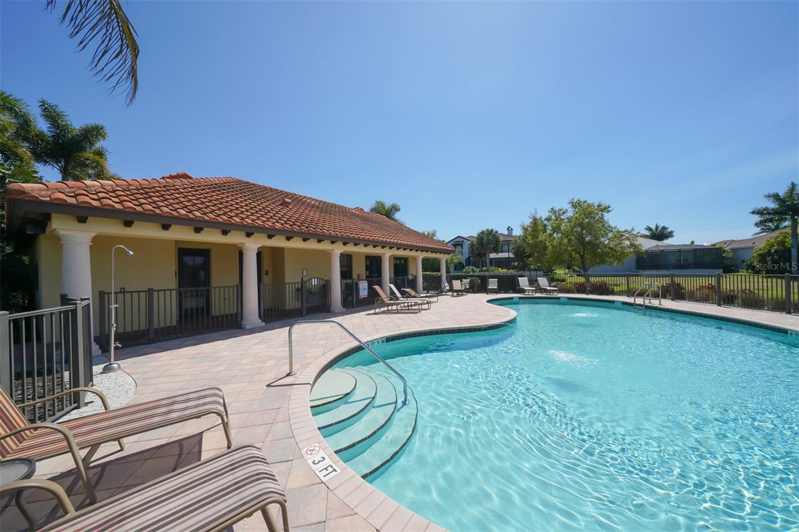 6220 SIGNATURE POINTE LN, BRADENTON, FL, 34210
