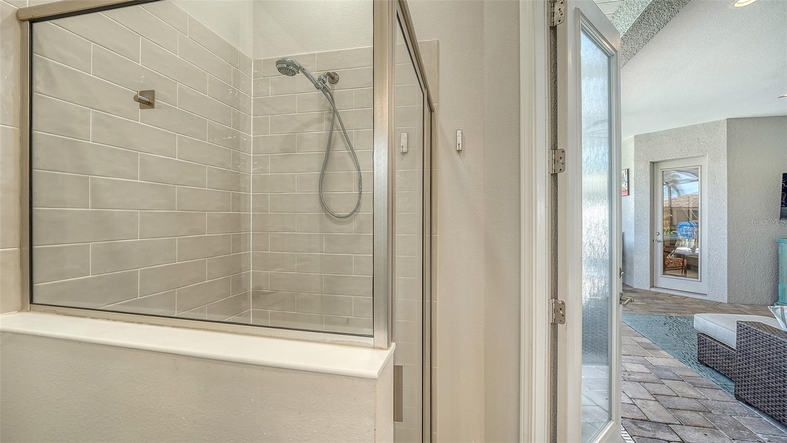 6220 SIGNATURE POINTE LN, BRADENTON, FL, 34210