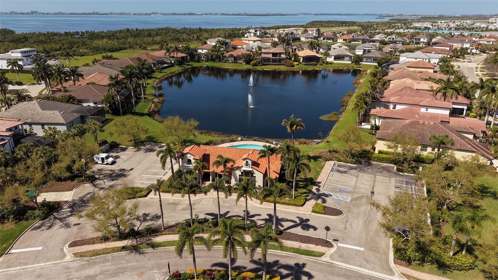 6220 SIGNATURE POINTE LN, BRADENTON, FL, 34210