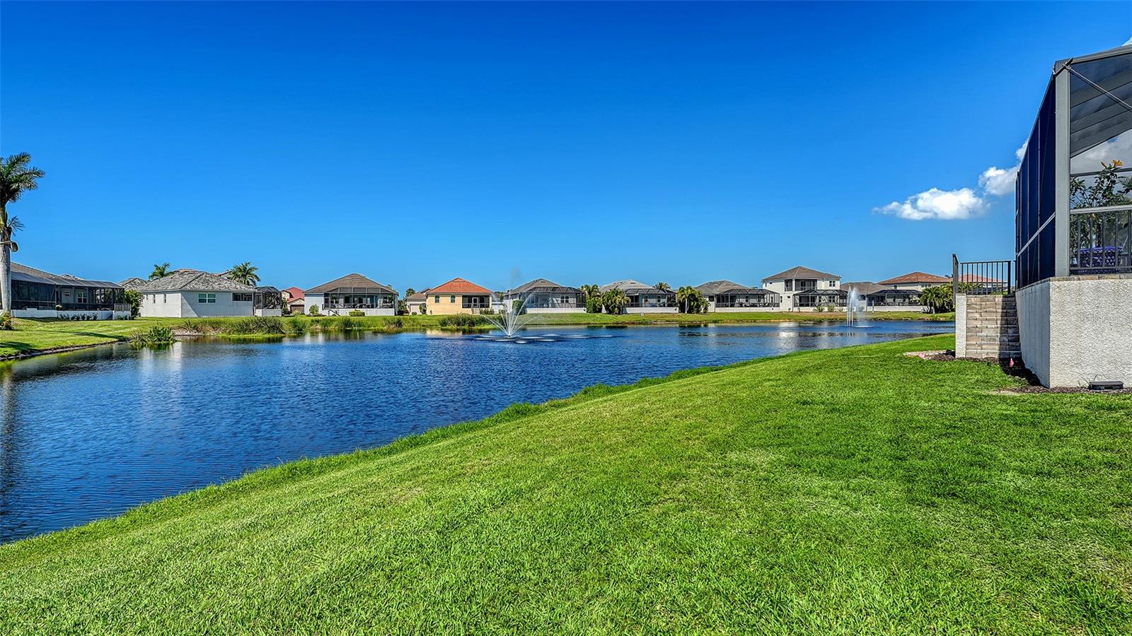 6220 SIGNATURE POINTE LN, BRADENTON, FL, 34210