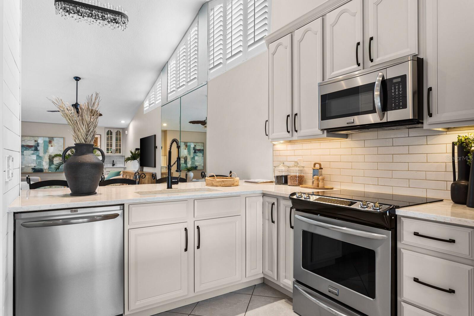 918 SHAGOS DR, APOLLO BEACH, FL, 33572