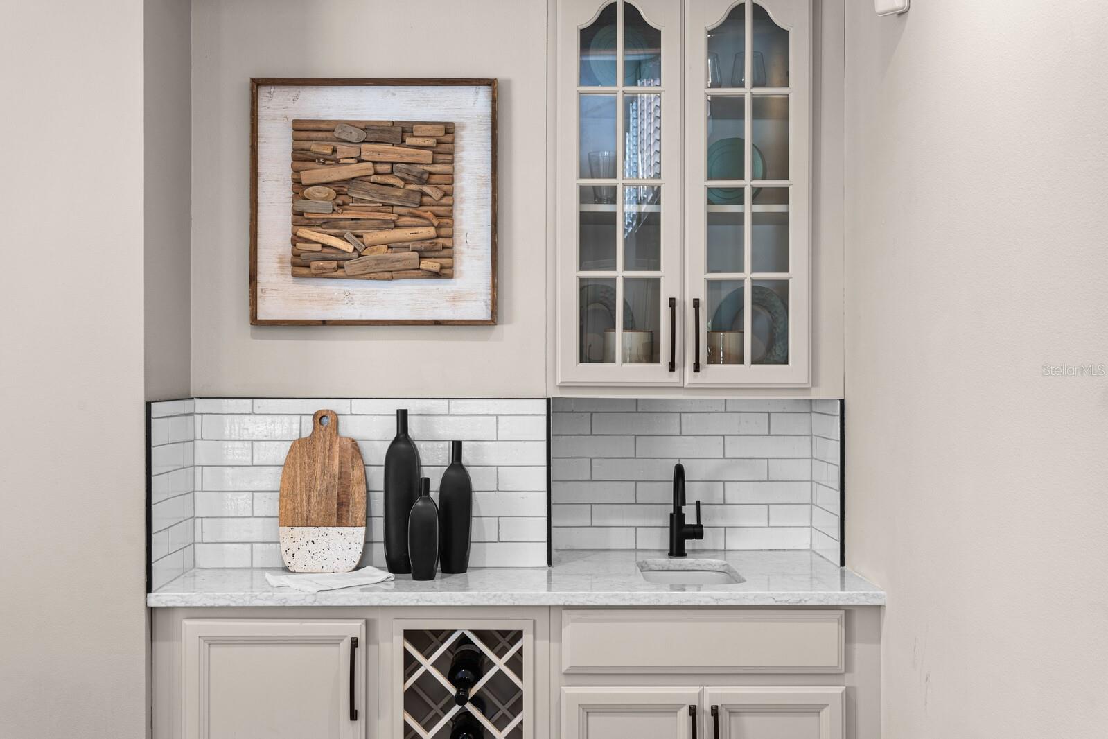 918 SHAGOS DR, APOLLO BEACH, FL, 33572