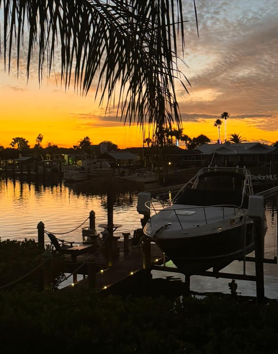 918 SHAGOS DR, APOLLO BEACH, FL, 33572