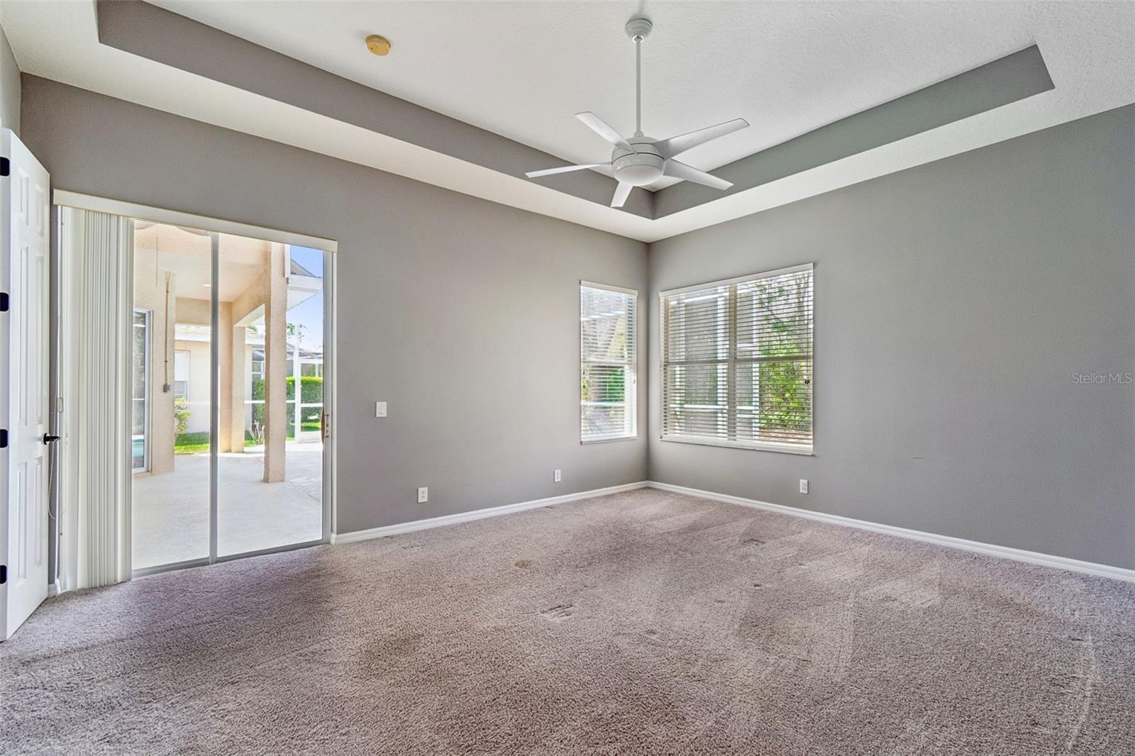 10162 DEERCLIFF DR, TAMPA, FL, 33647