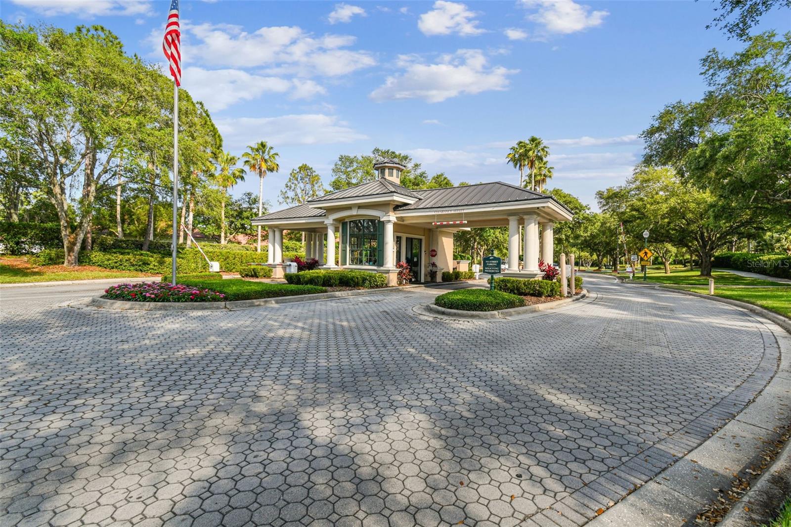 10162 DEERCLIFF DR, TAMPA, FL, 33647