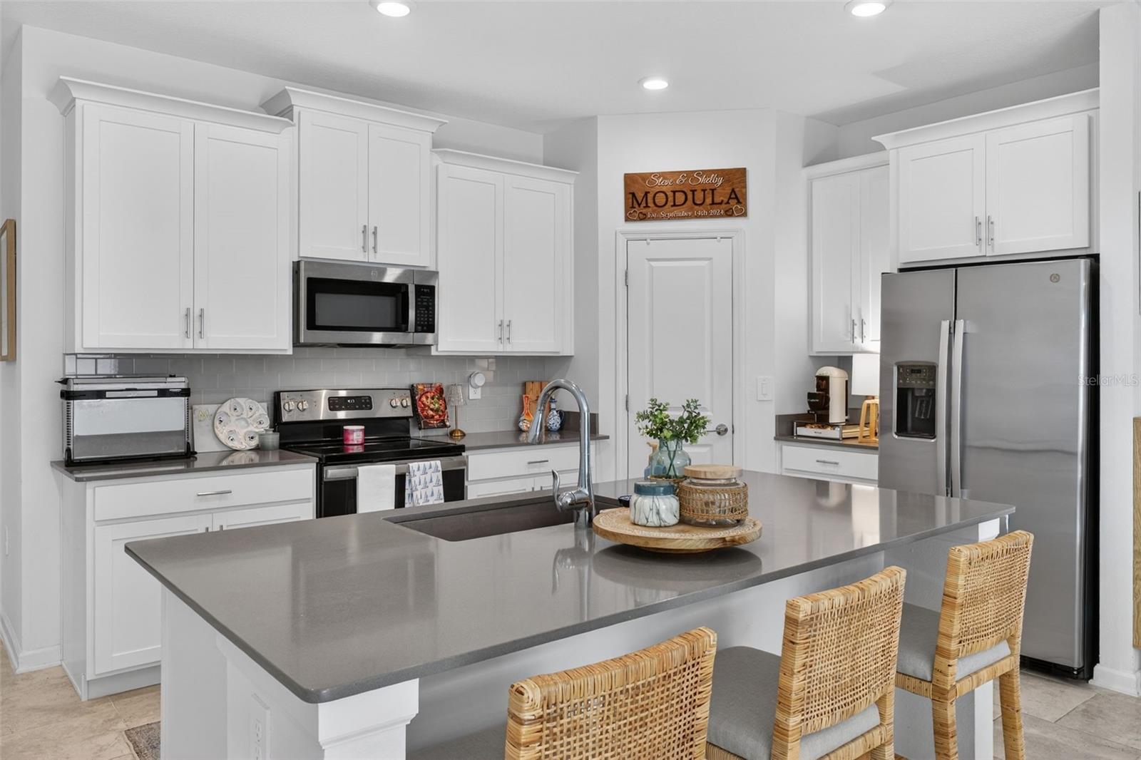 6922 PERCH HAMMOCK LOOP, GROVELAND, FL, 34736