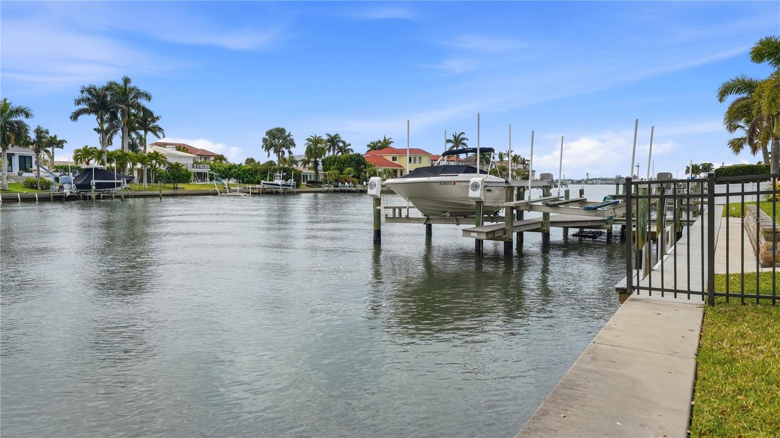 7637 COVE TER, SARASOTA, FL, 34231