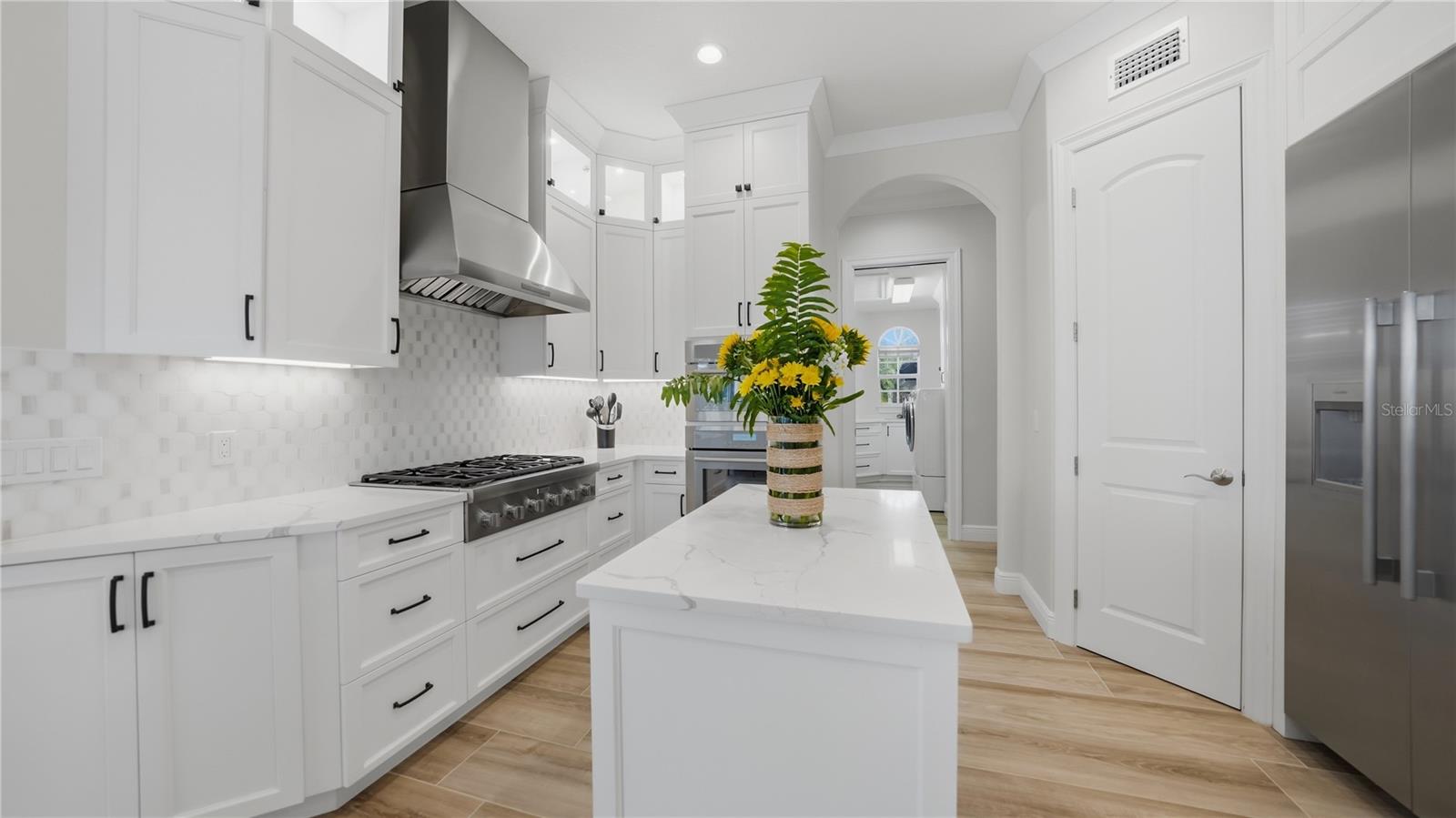 7637 COVE TER, SARASOTA, FL, 34231