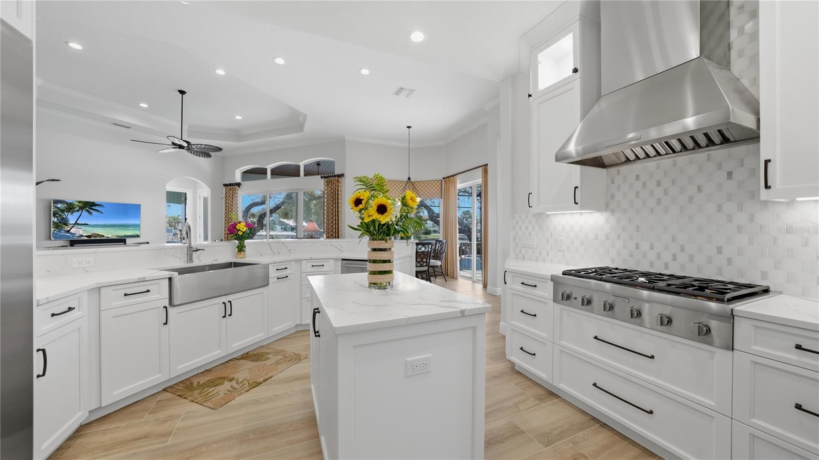 7637 COVE TER, SARASOTA, FL, 34231