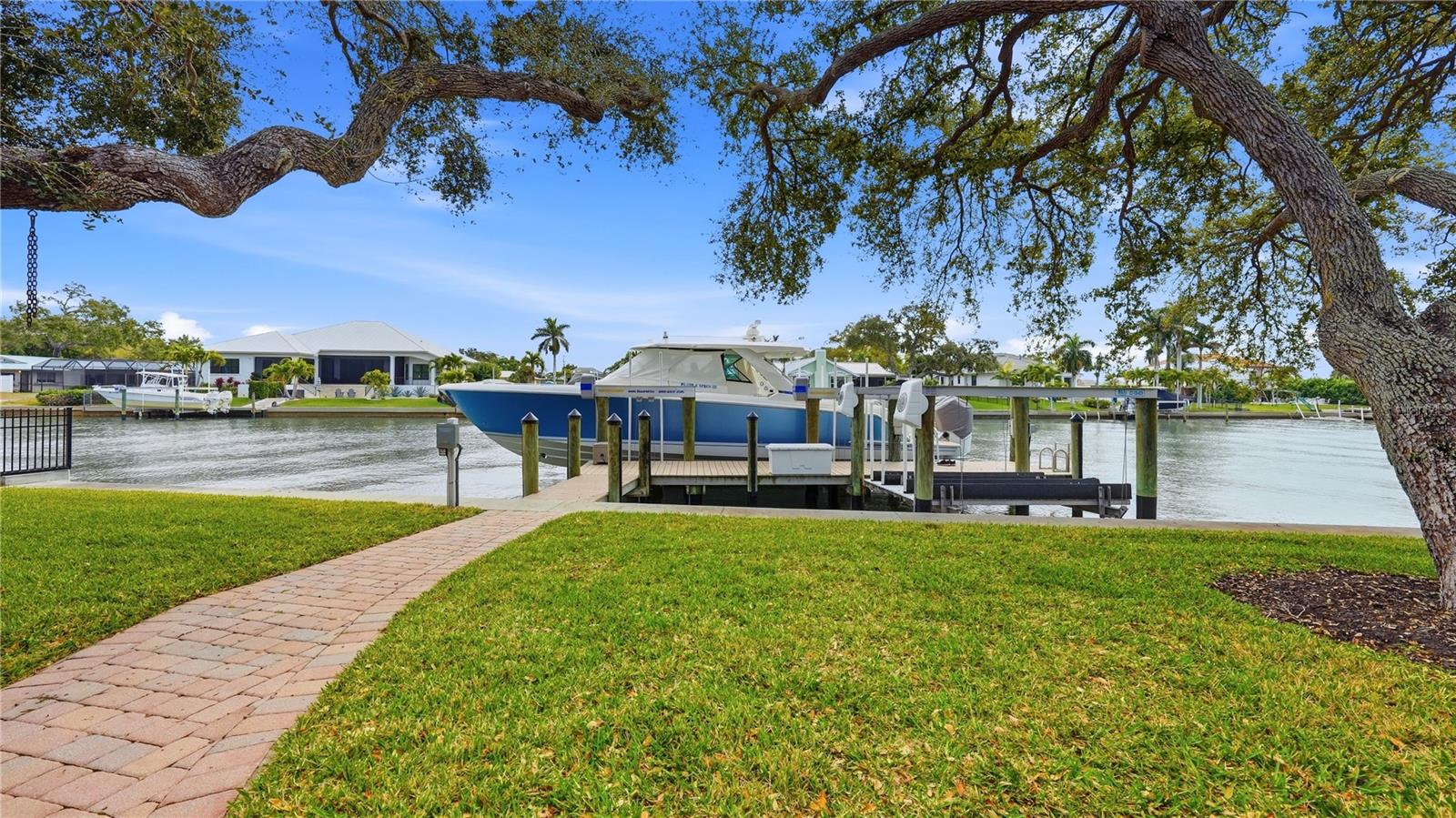 7637 COVE TER, SARASOTA, FL, 34231