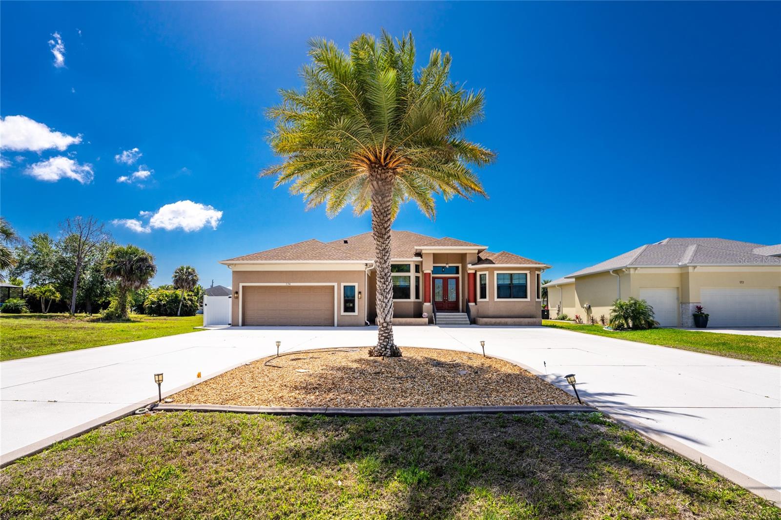 174 ROTONDA BLVD E, ROTONDA WEST, FL, 33947