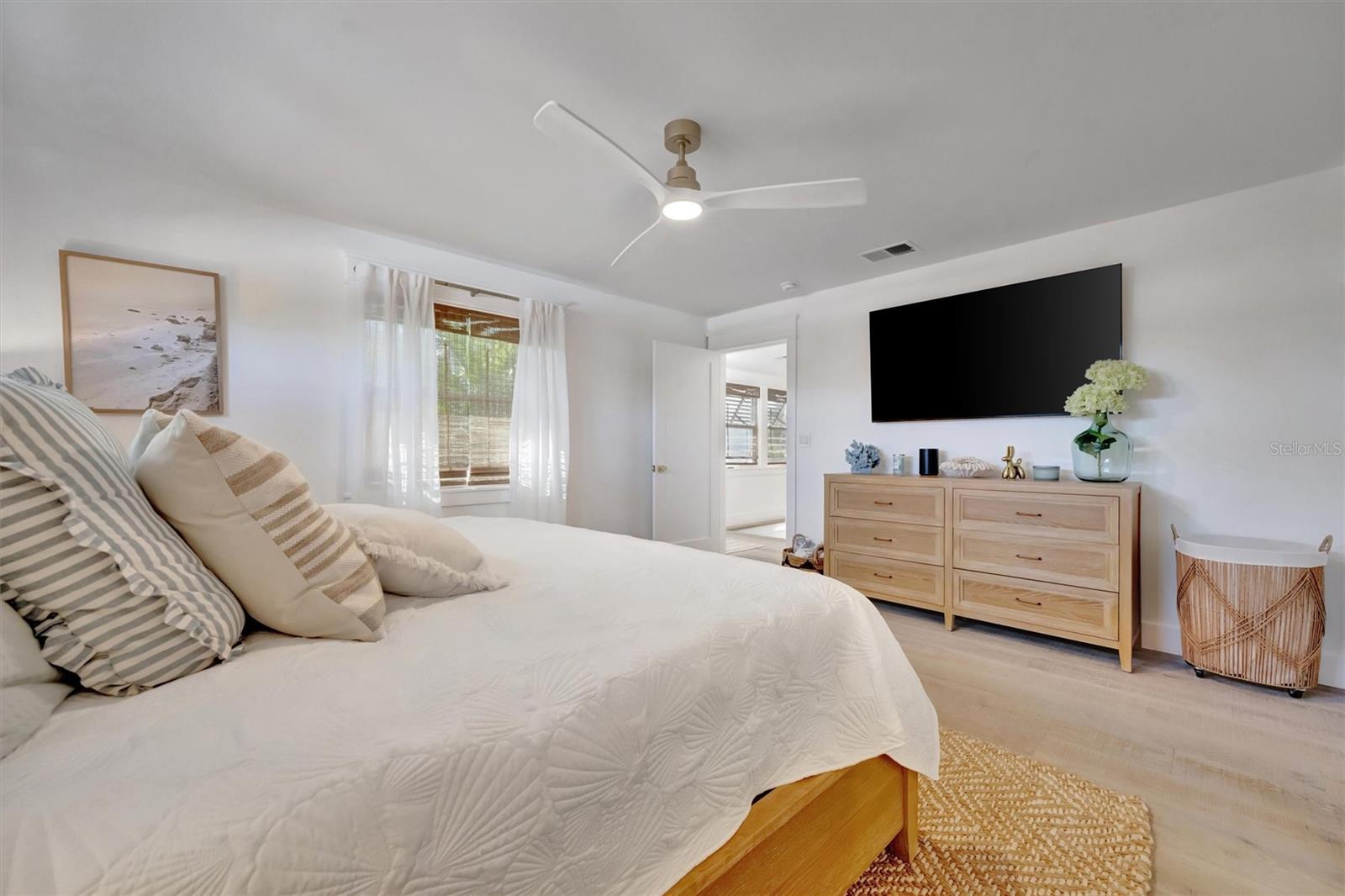 117 81ST ST, HOLMES BEACH, FL, 34217