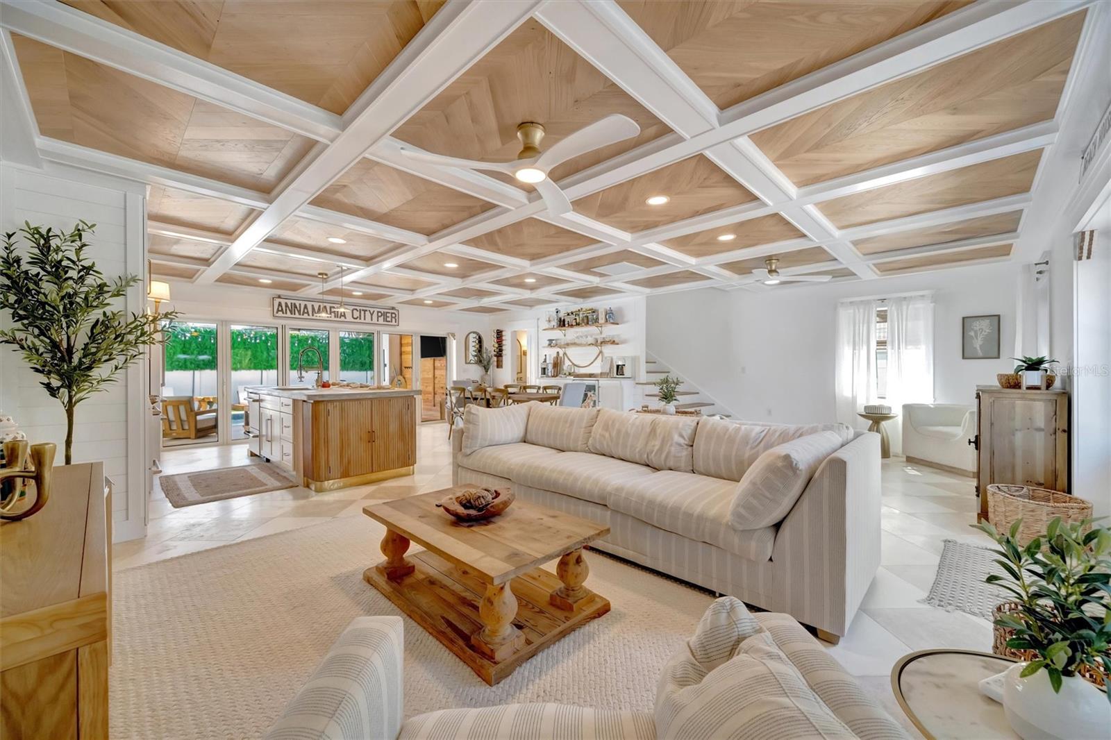 117 81ST ST, HOLMES BEACH, FL, 34217