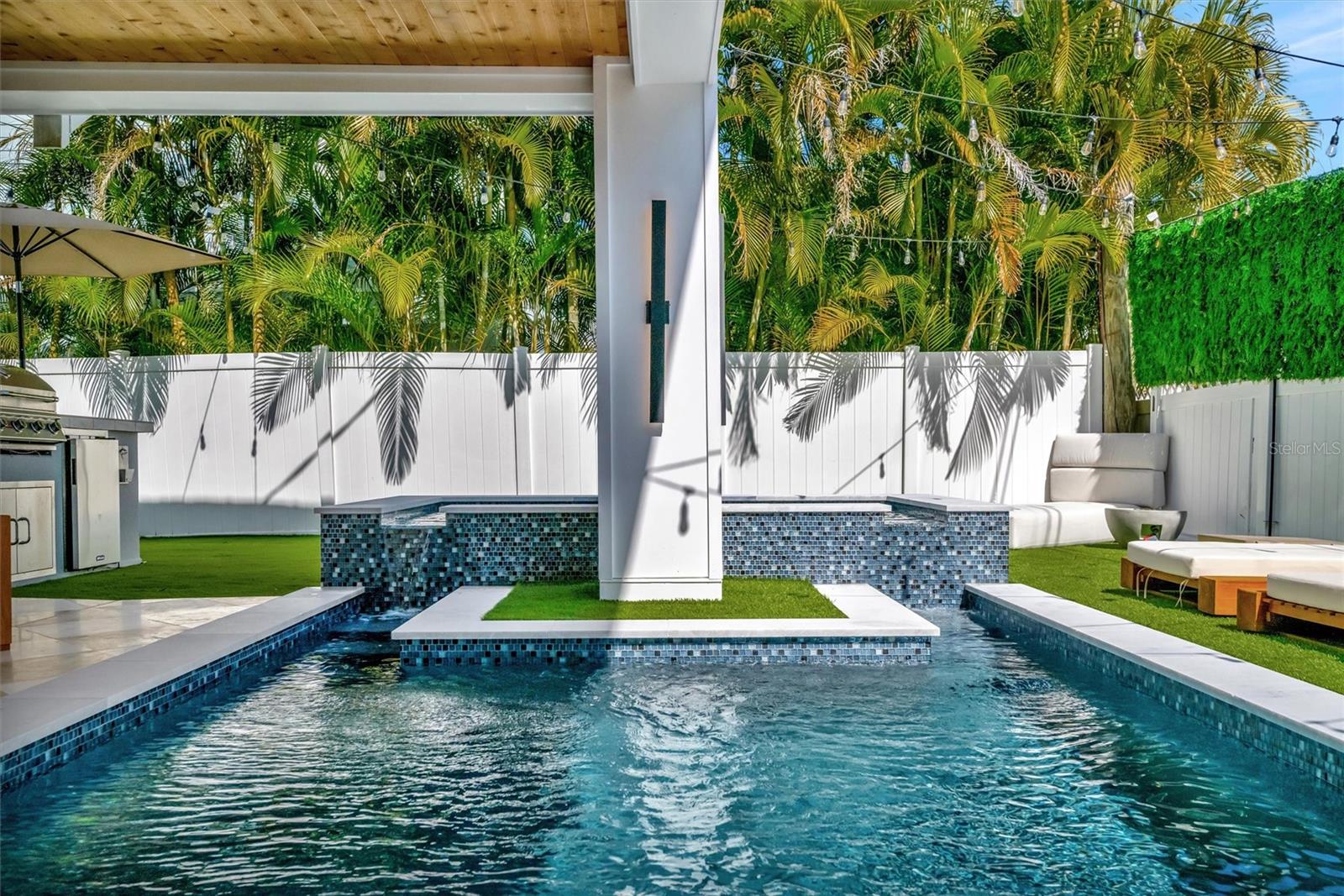 117 81ST ST, HOLMES BEACH, FL, 34217