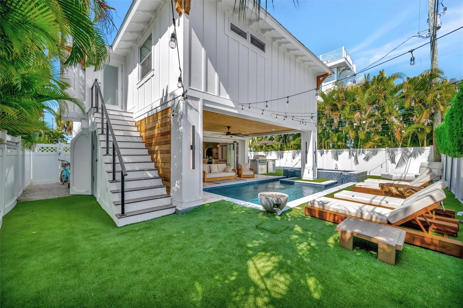 117 81ST ST, HOLMES BEACH, FL, 34217