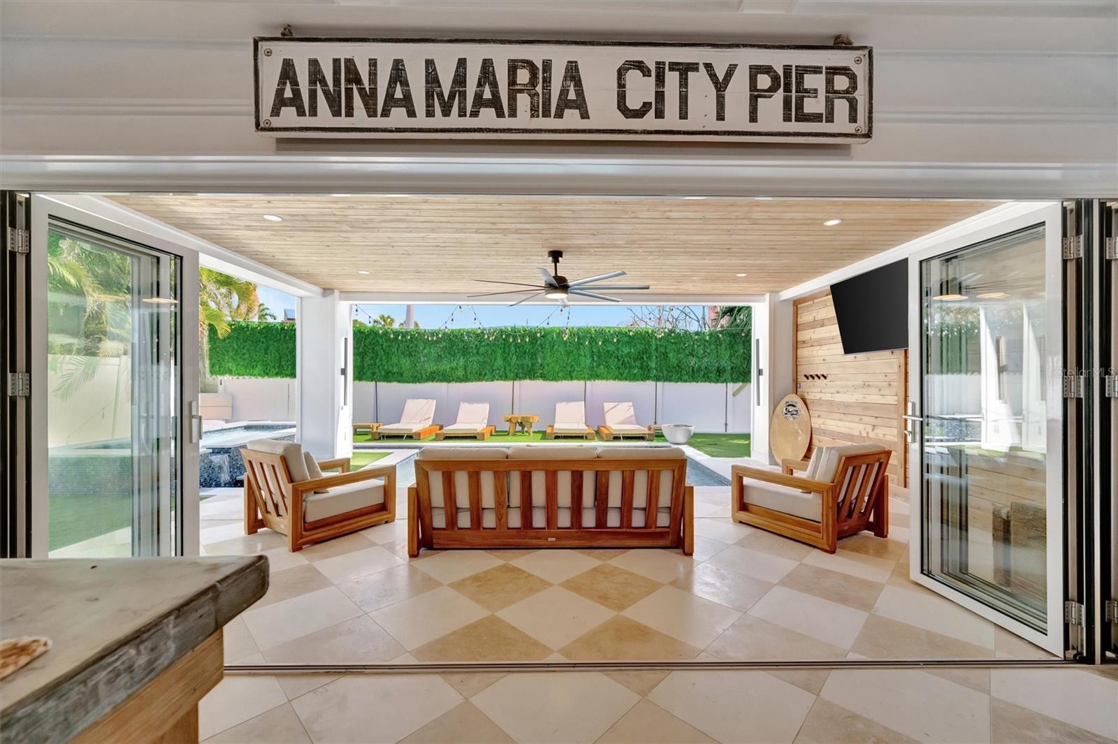 117 81ST ST, HOLMES BEACH, FL, 34217