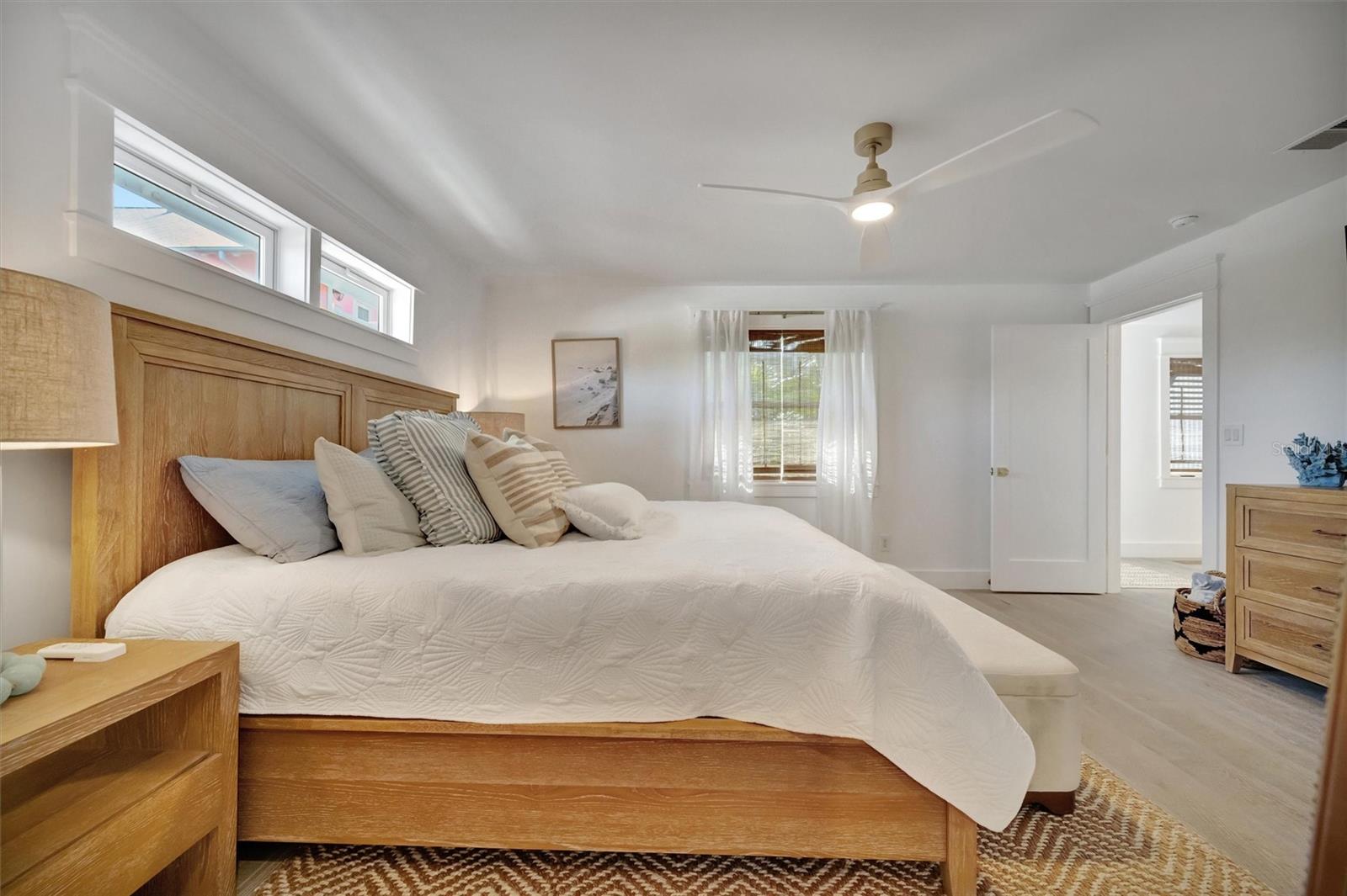 117 81ST ST, HOLMES BEACH, FL, 34217