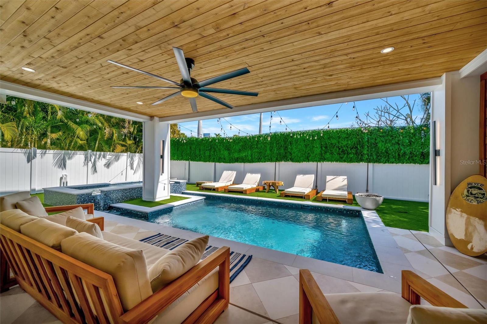 117 81ST ST, HOLMES BEACH, FL, 34217