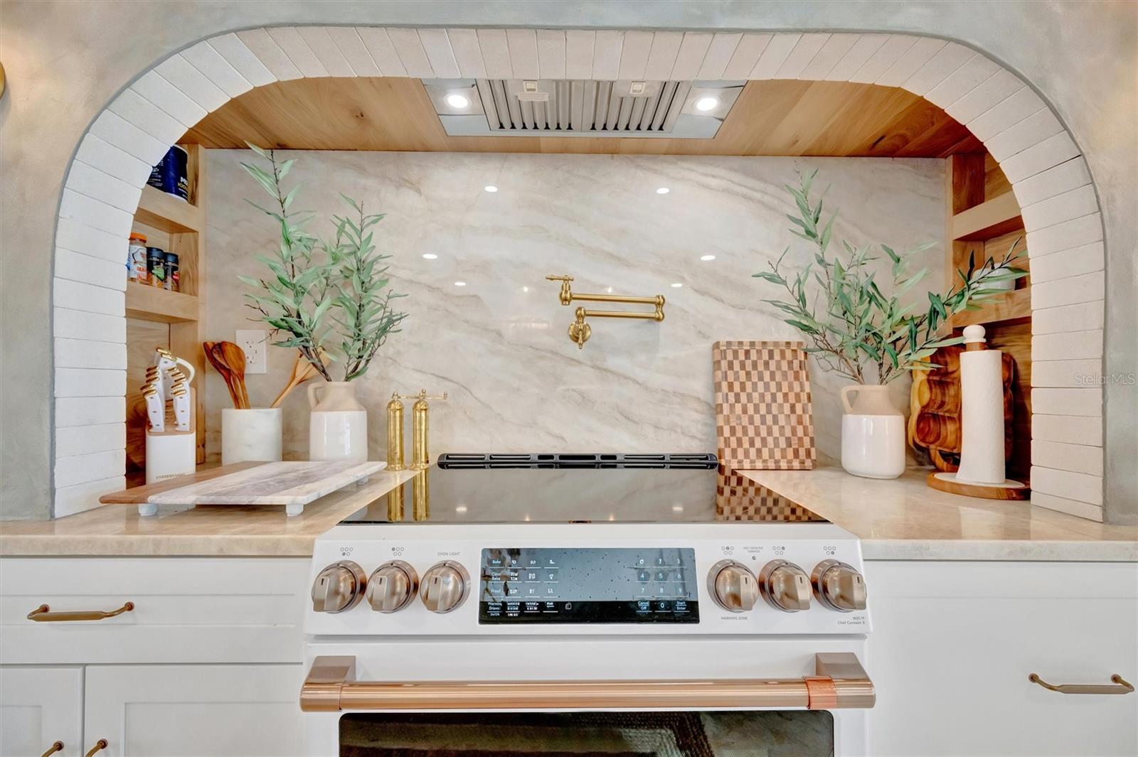 117 81ST ST, HOLMES BEACH, FL, 34217