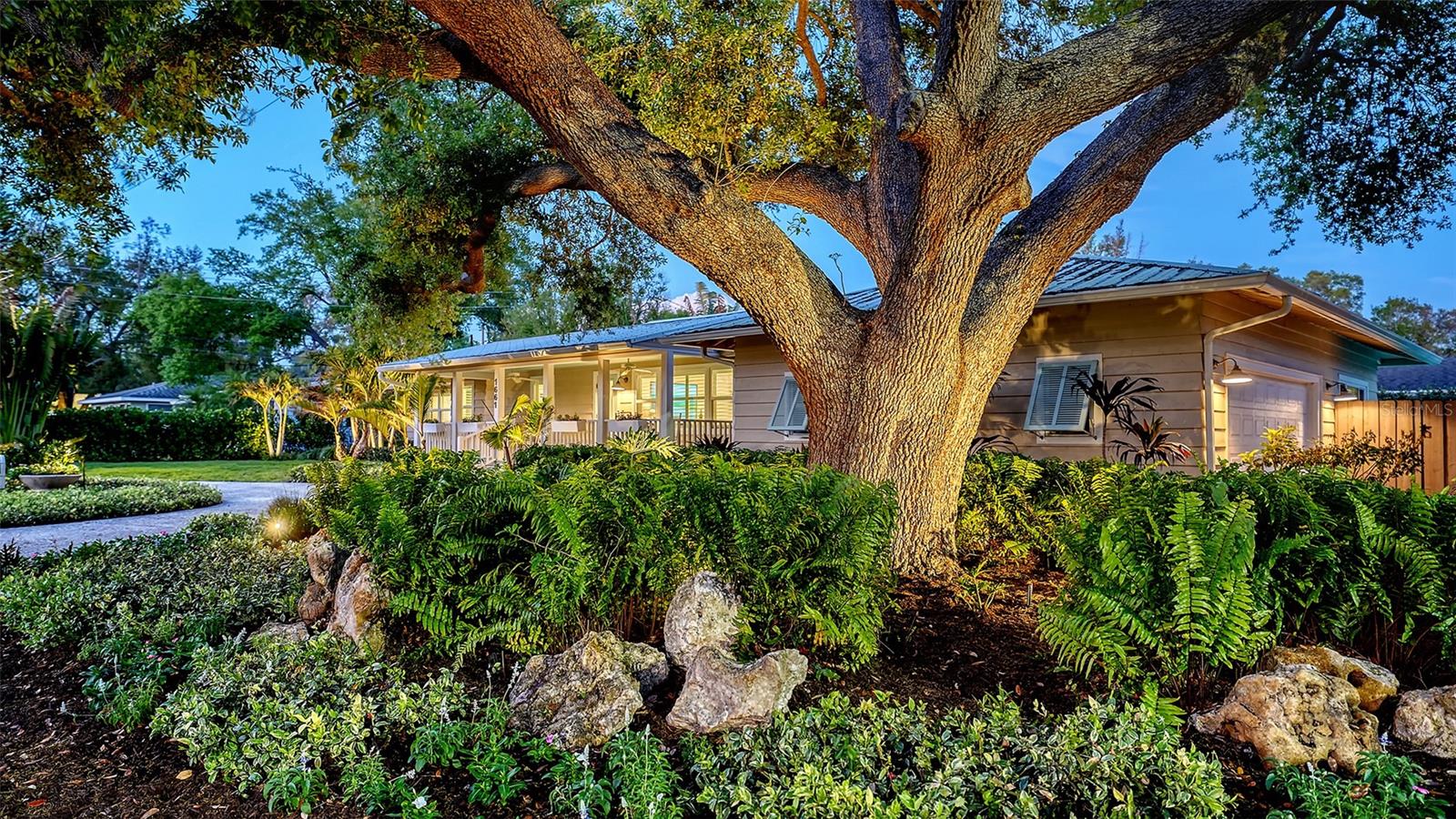 1661 S JEFFERSON AVE, SARASOTA, FL, 34239