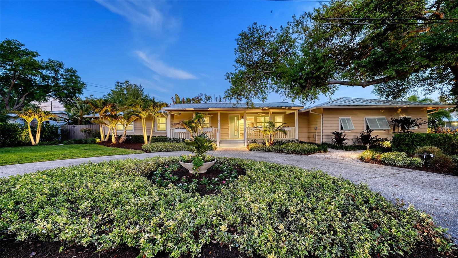 1661 S JEFFERSON AVE, SARASOTA, FL, 34239