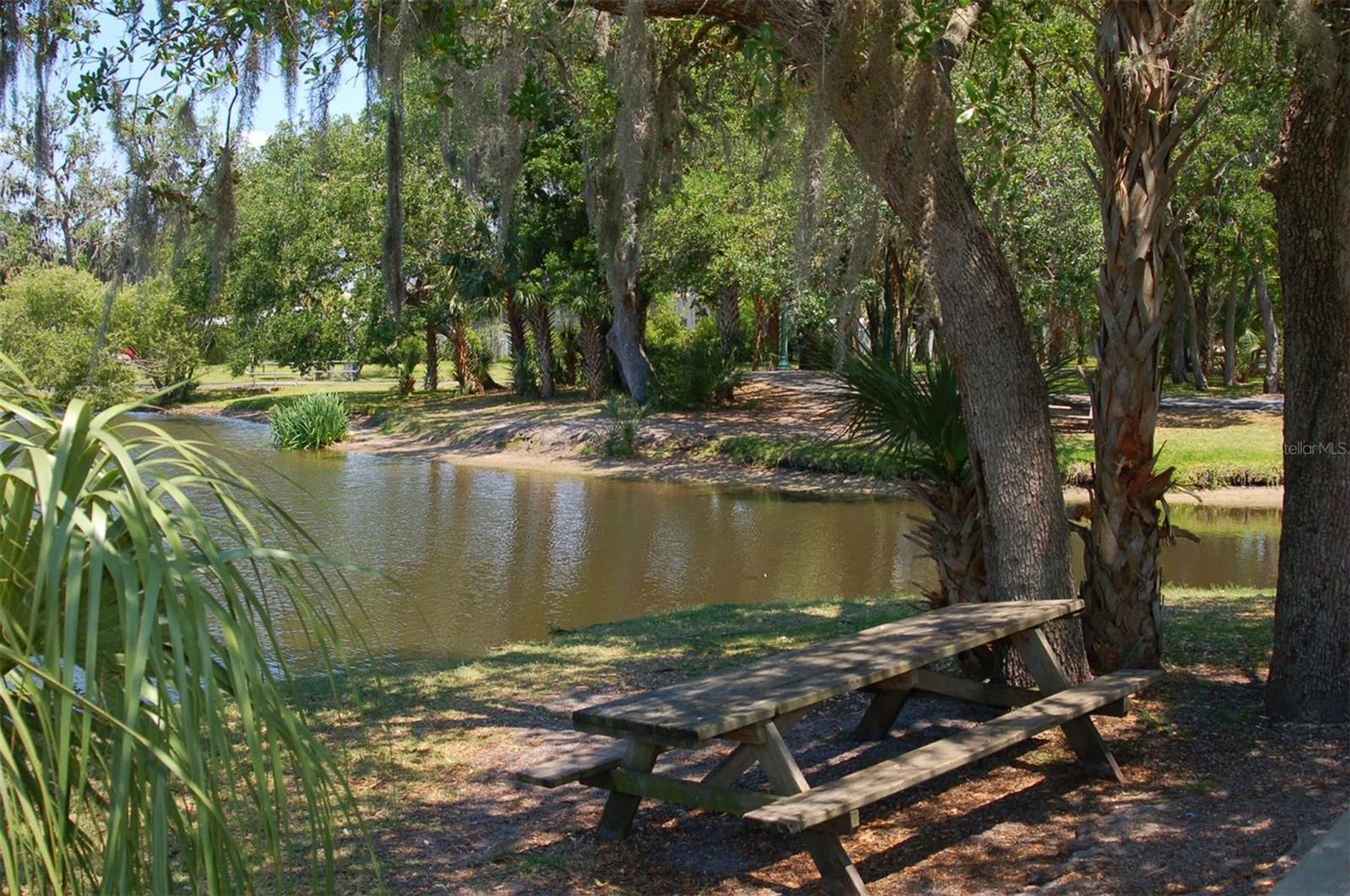 1661 S JEFFERSON AVE, SARASOTA, FL, 34239