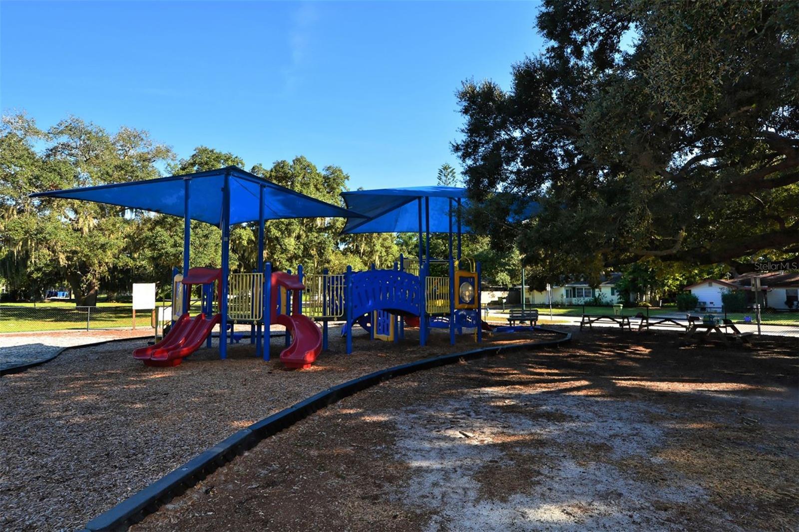 1661 S JEFFERSON AVE, SARASOTA, FL, 34239