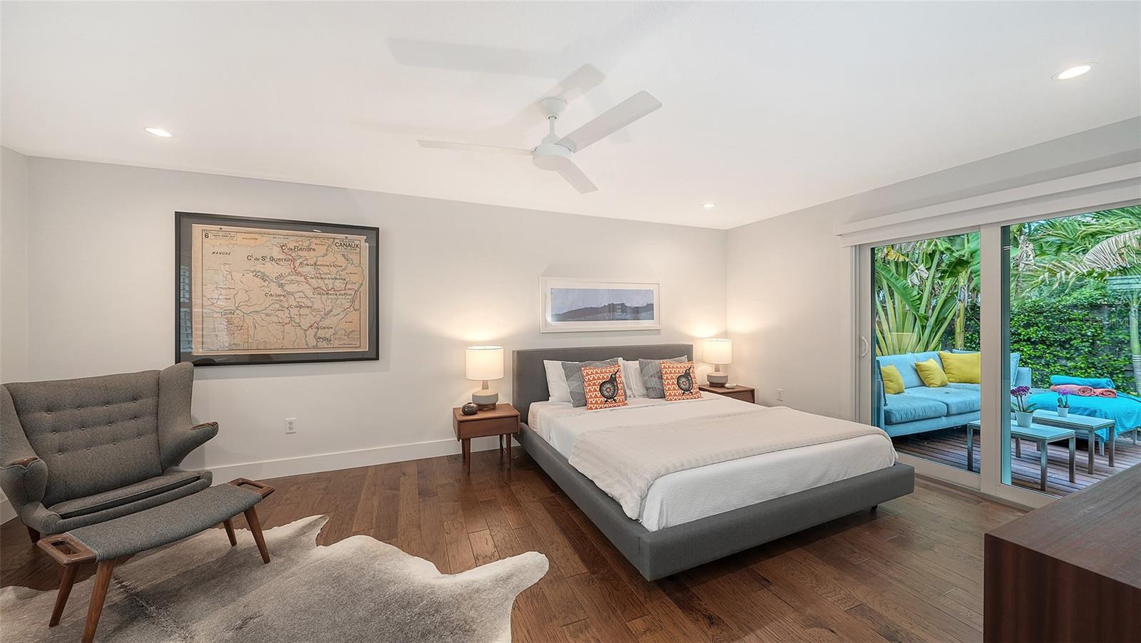 1661 S JEFFERSON AVE, SARASOTA, FL, 34239
