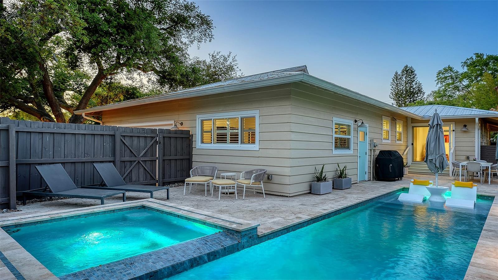 1661 S JEFFERSON AVE, SARASOTA, FL, 34239