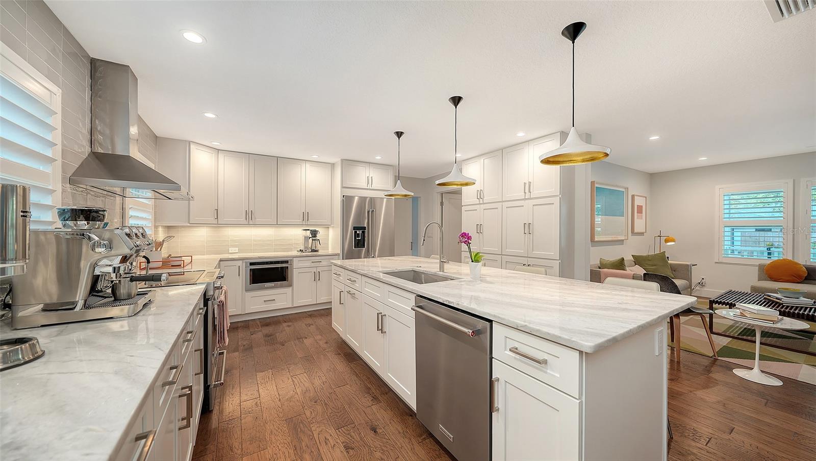 1661 S JEFFERSON AVE, SARASOTA, FL, 34239