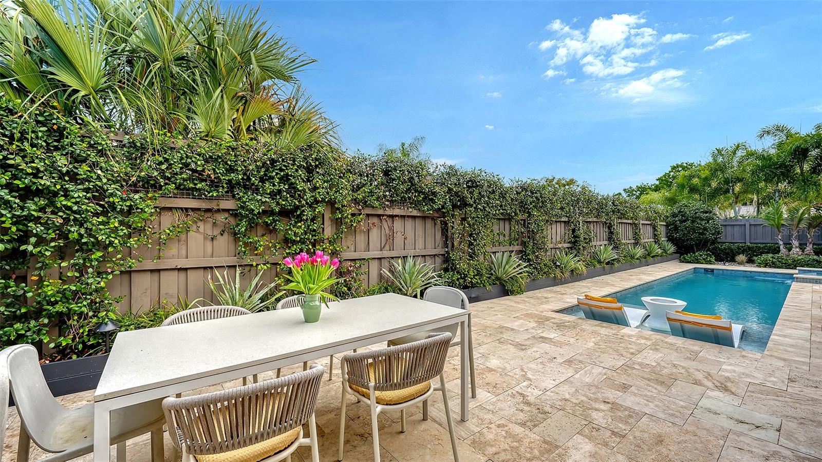 1661 S JEFFERSON AVE, SARASOTA, FL, 34239