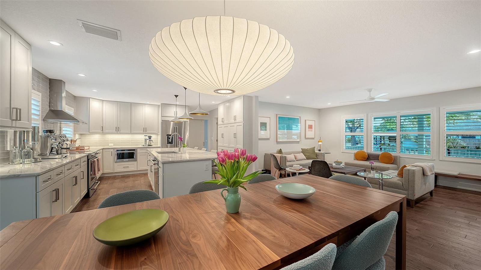 1661 S JEFFERSON AVE, SARASOTA, FL, 34239