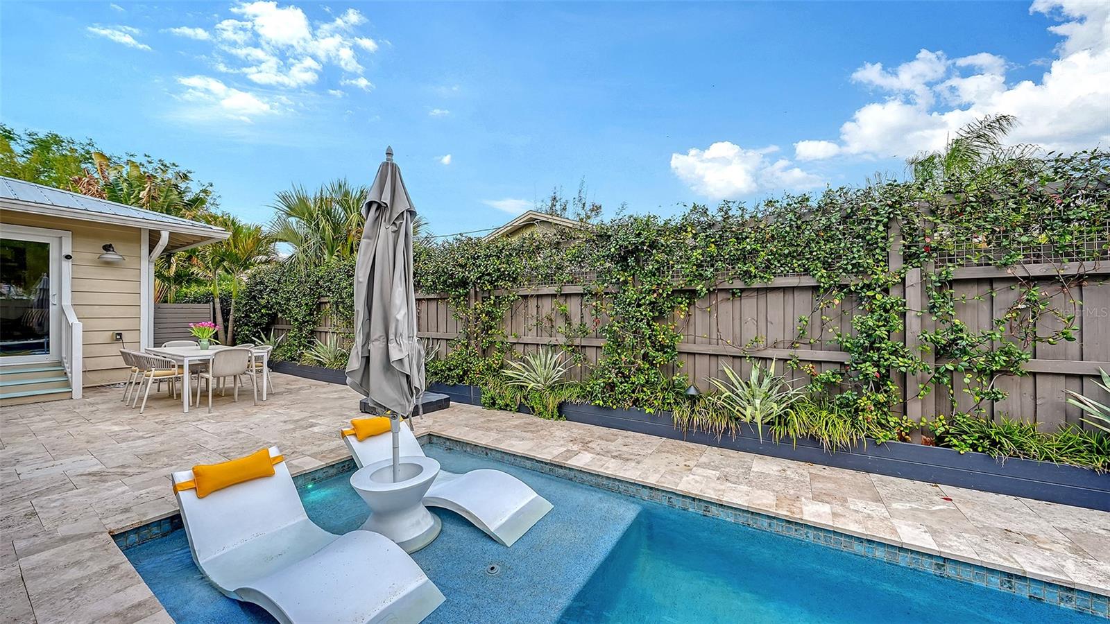 1661 S JEFFERSON AVE, SARASOTA, FL, 34239