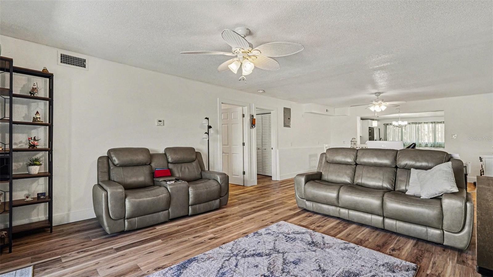 10684 W HALLS RIVER RD #2, HOMOSASSA, FL, 34448