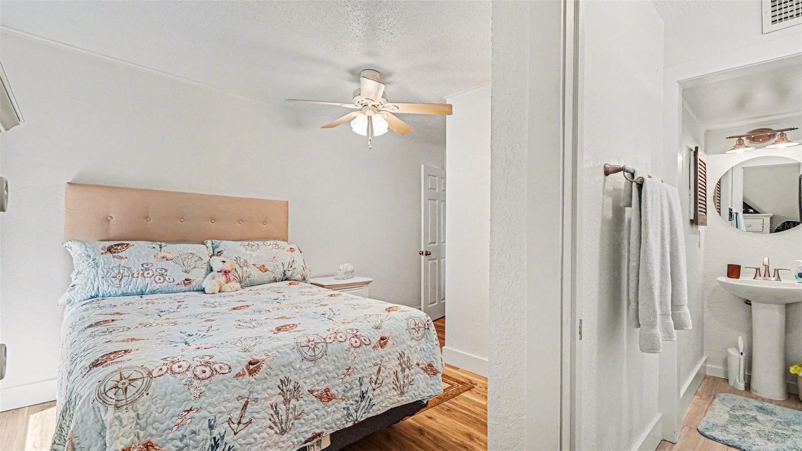 10684 W HALLS RIVER RD #2, HOMOSASSA, FL, 34448