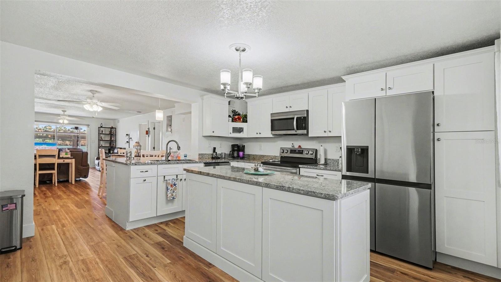 10684 W HALLS RIVER RD #2, HOMOSASSA, FL, 34448