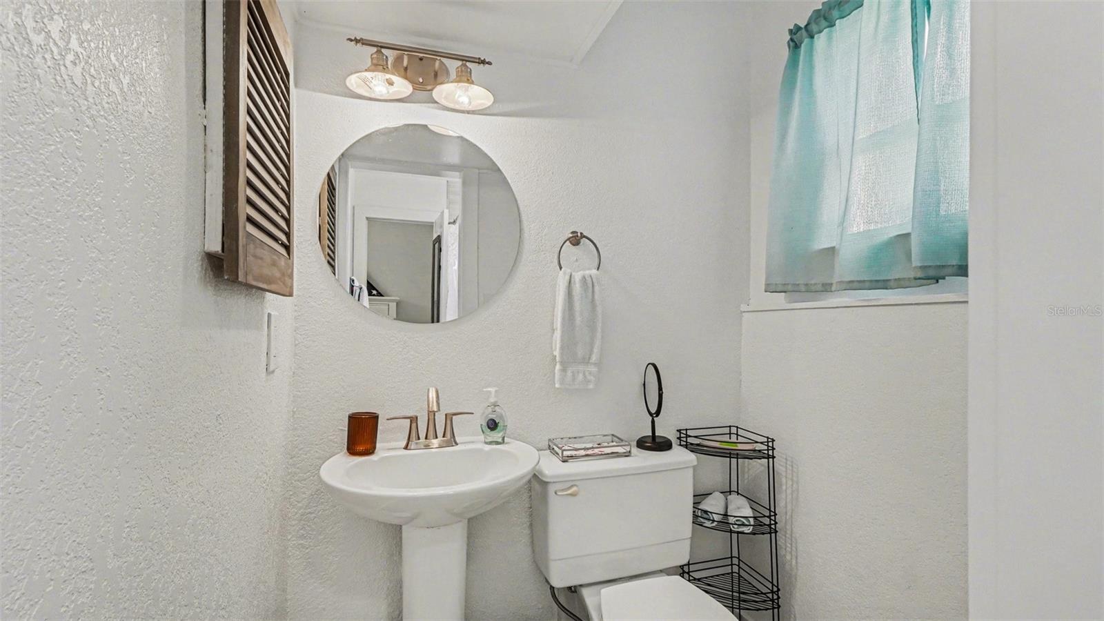 10684 W HALLS RIVER RD #2, HOMOSASSA, FL, 34448