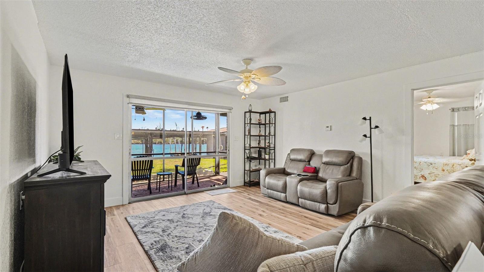 10684 W HALLS RIVER RD #2, HOMOSASSA, FL, 34448