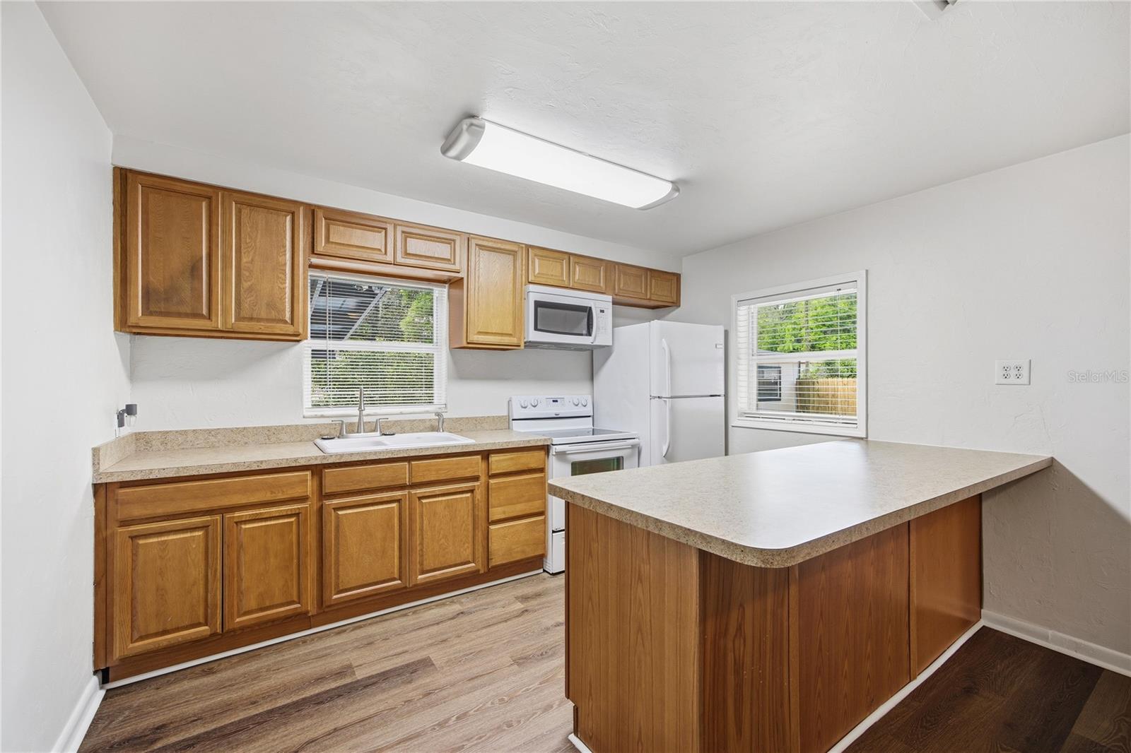 24 NE 45TH ST, GAINESVILLE, FL, 32641