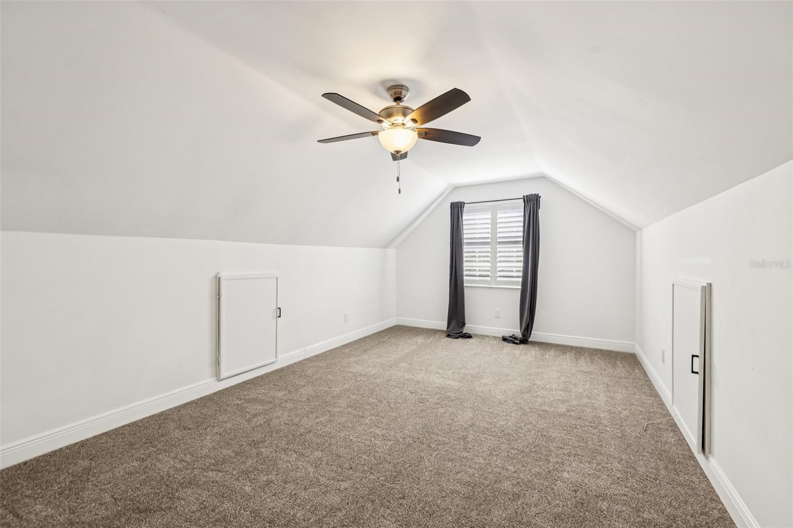 490 HIDDEN RIDGE DR, DELTONA, FL, 32725