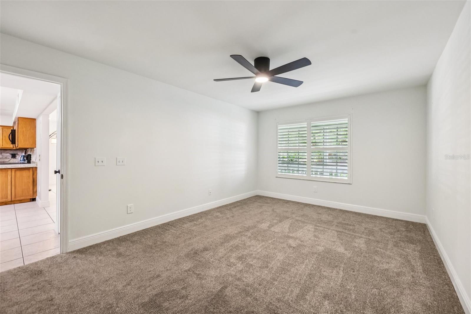 490 HIDDEN RIDGE DR, DELTONA, FL, 32725