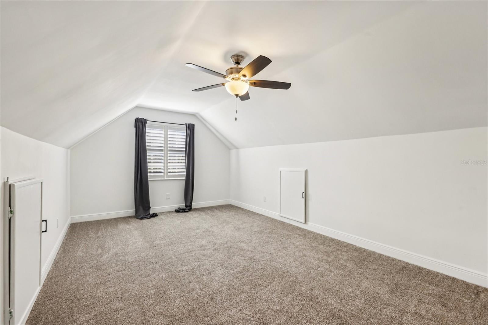 490 HIDDEN RIDGE DR, DELTONA, FL, 32725